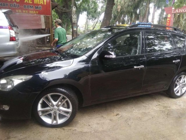 Bán Hyundai i30 năm 2010, màu đen giá cạnh tranh