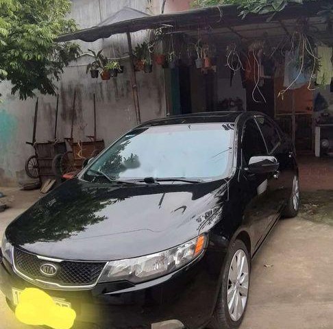 Cần bán xe Kia Cerato năm 2011, màu đen, xe nhập xe gia đình0