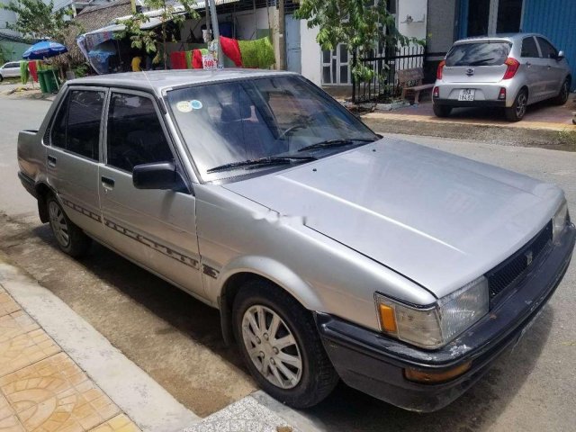 Bán Toyota Corolla năm 1986, màu bạc, nhập khẩu nguyên chiếc 0