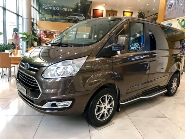 Ford Tourneo 2019 hoàn toàn mới, 7 chỗ, rộng, cao, thoáng0