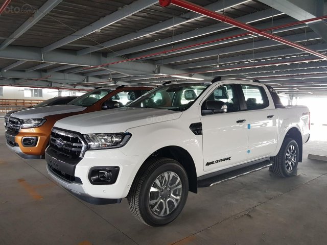 Ranger Wiltrak 2.0 Biturbo 4x4, XLT AT, XLS AT, MT, Raptor giá giảm cực sốc, đủ màu giao ngay, LH 09087031770