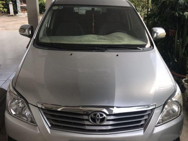 Bán ô tô Toyota Innova sản xuất năm 2013, màu bạc0