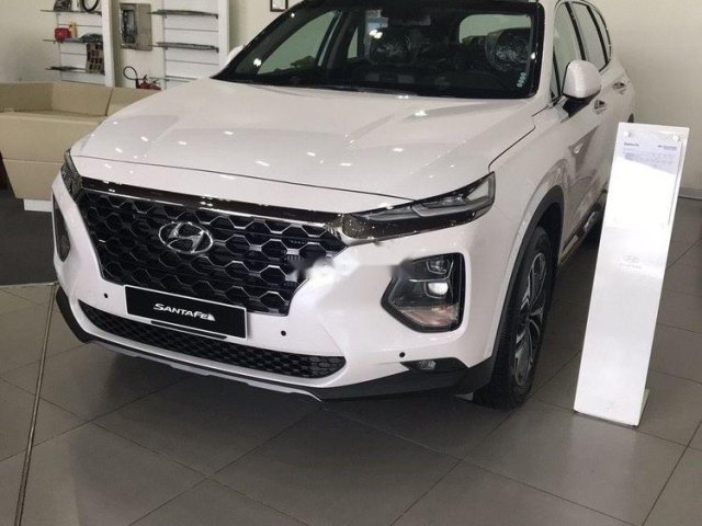 Cần bán xe Hyundai Santa Fe đời 2019, màu trắng0