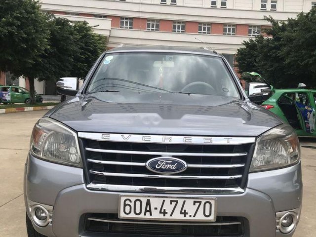 Bán Ford Everest đời 2010 xe gia đình0