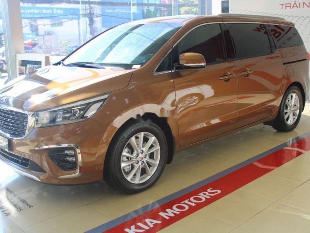 Bán Kia Sedona 2.2 Luxury năm sản xuất 2019, xe giá thấp, hỗ trợ mua xe trả góp lãi suất thấp0