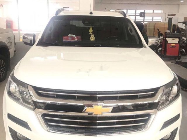 Cần bán Chevrolet Trailblazer năm 2018, màu trắng, nhập khẩu nguyên chiếc  