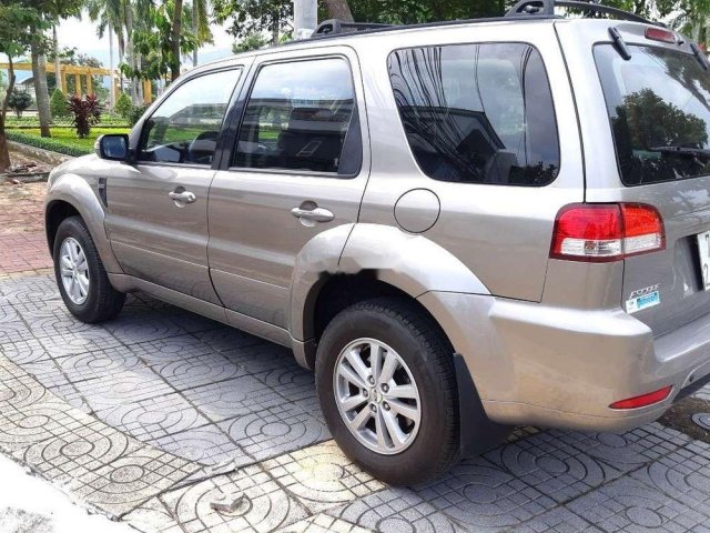 Bán Ford Escape AT đời 2010, xe chính chủ sử dụng còn mới, giá ưu đãi0