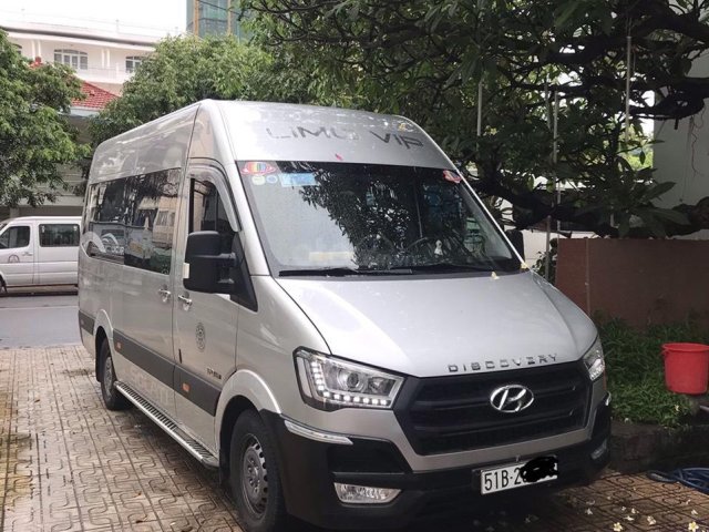 Bán Hyundai H350 Solati - full options 2017 - giá 930 triệu0