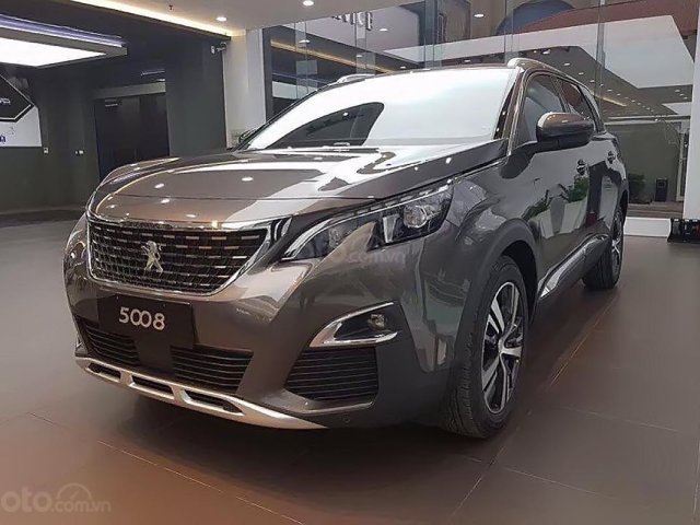 Bán Peugeot 5008 đời 2019, màu nâu, giá tốt0