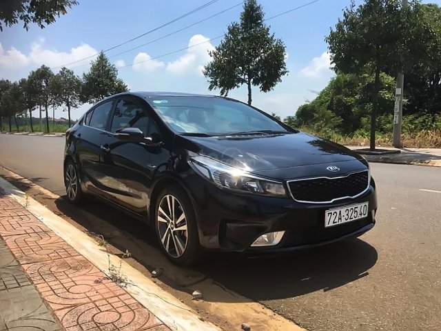 Bán Kia Cerato năm sản xuất 2017, màu đen, chính chủ 0