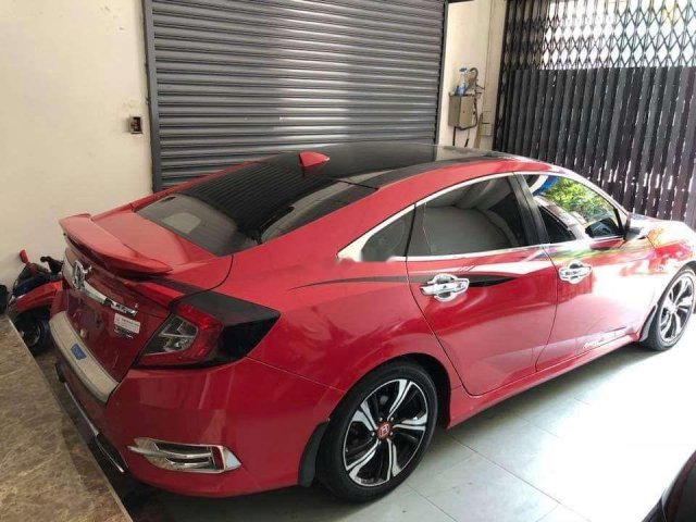 Bán ô tô Honda Civic đời 2017, màu đỏ, xe nhập