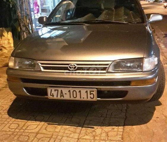 Cần bán xe Toyota Corolla năm sản xuất 1992, xe nhập số tự động, 145 triệu