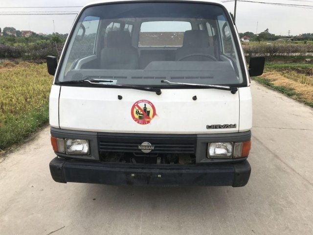 Bán Nissan Urvan đời 1998, màu trắng, nhập khẩu0