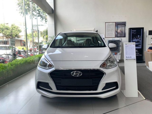 Bán gấp chiếc Hyundai Grand i10 MT sản xuất năm 2019, giao nhanh toàn quốc