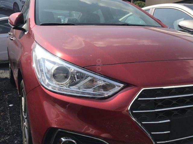 Cần bán Hyundai Accent sản xuất năm 2019, màu đỏ, giá chỉ 429 triệu