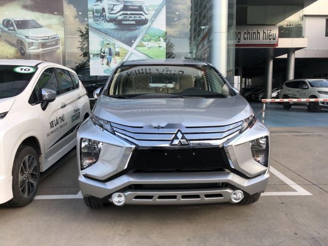 Bán Mitsubishi Xpander đời 2019, màu bạc, nhập khẩu