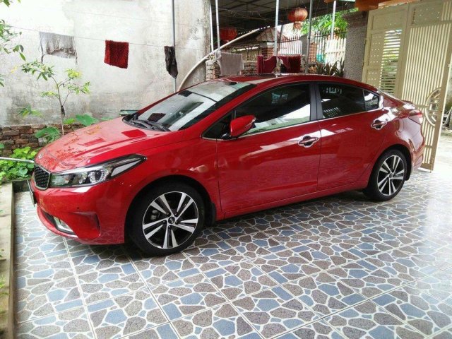 Bán Kia Cerato 1.6AT đời 2018, màu đỏ số tự động