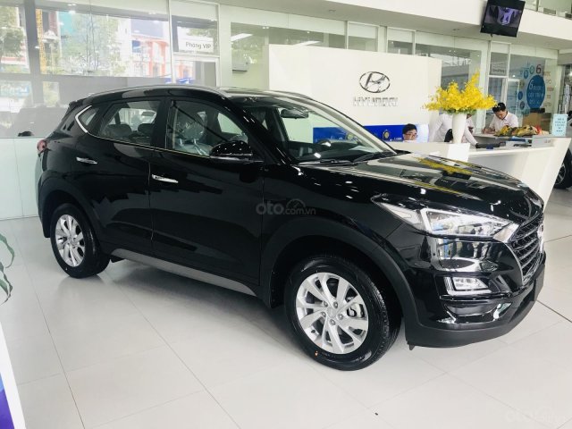 Giao xe ngay, tiết kiệm chỉ với 799 triệu với Hyundai Tucson 2019, hotline: 0974 064 6050