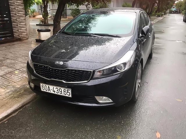 Bán Kia Cerato 2.0 đời 2017, màu đen  