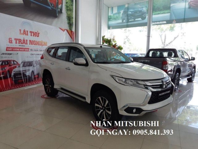 Cần bán xe Mitsubishi Pajero Sport đời 2019, màu trắng, nhập khẩu, 888 triệu