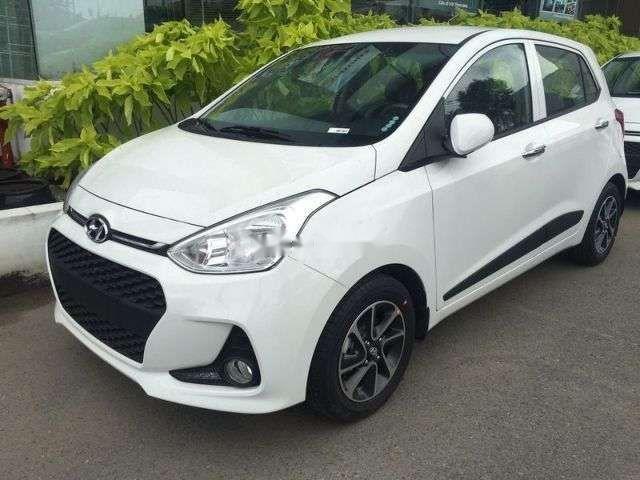 Bán Hyundai Grand i10 năm 2019, màu trắng, giá 390tr