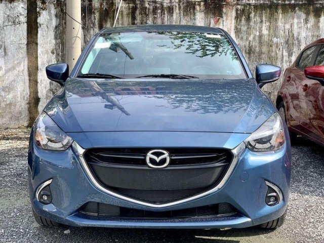 Cần bán Mazda 2 năm sản xuất 2019, màu xanh lam, xe nhập