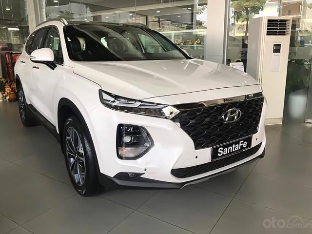 Cần bán xe Hyundai Santa Fe 2.2L HTRAC năm sản xuất 2019, màu trắng