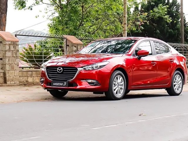 Cần bán xe Mazda 3 năm 2019, màu đỏ