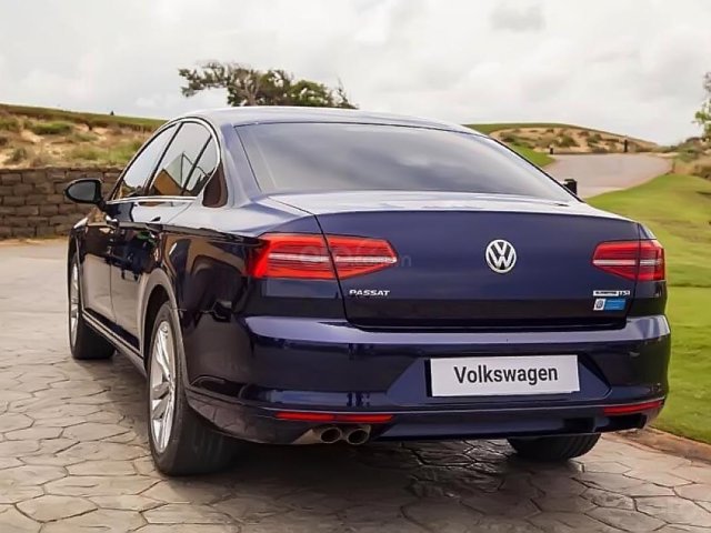 Bán Volkswagen Passat Bluemotion SX 2019, màu xanh lam, nhập khẩu nguyên chiếc