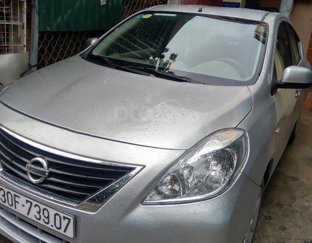 Bán xe Nissan Sunny năm sản xuất 2015, màu bạc