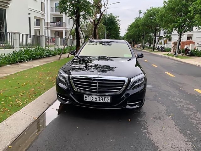 Cần bán lại xe Mercedes S400L sản xuất 2016, màu đen0