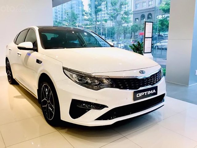 Bán Kia Optima 2.4 GT line sản xuất 2019, màu trắng0