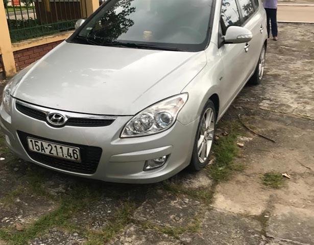 Bán Hyundai i30 đời 2009, màu bạc, nhập khẩu nguyên chiếc, 325 triệu