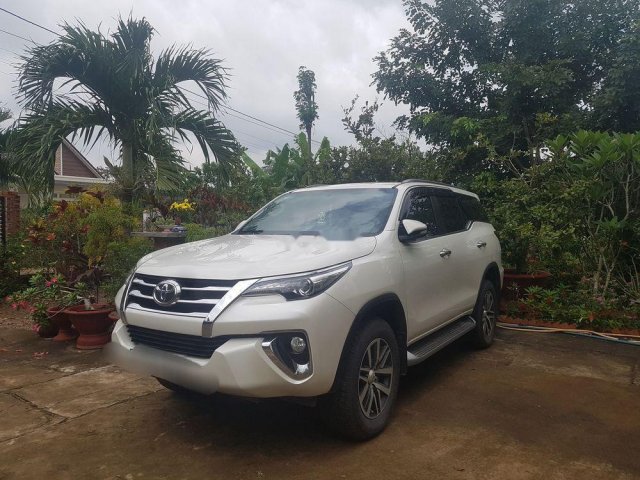 Bán Toyota Fortuner 2.7V đời 2017, máy xăng, 2 cầu