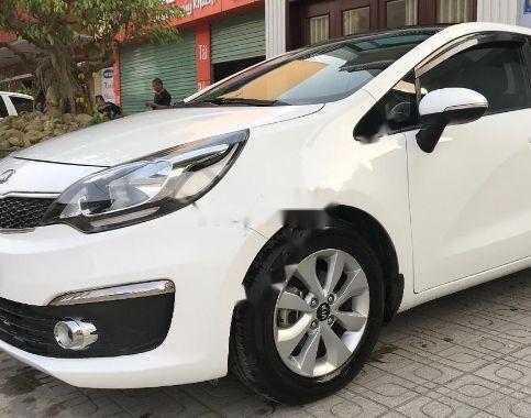 Cần bán Kia Rio đời 2016, màu trắng chính chủ