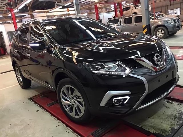 Bán Nissan X trail V Series 2.0 SL Premium năm 2019, màu đen, giá 820tr0