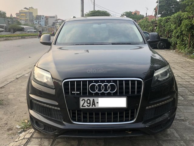 Bán Audi Q7 4.2 bản full đẹp không điểm chê0