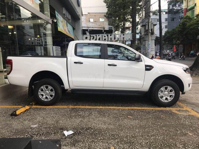 Cần bán Ford Ranger XLS sản xuất năm 2019, nhập khẩu