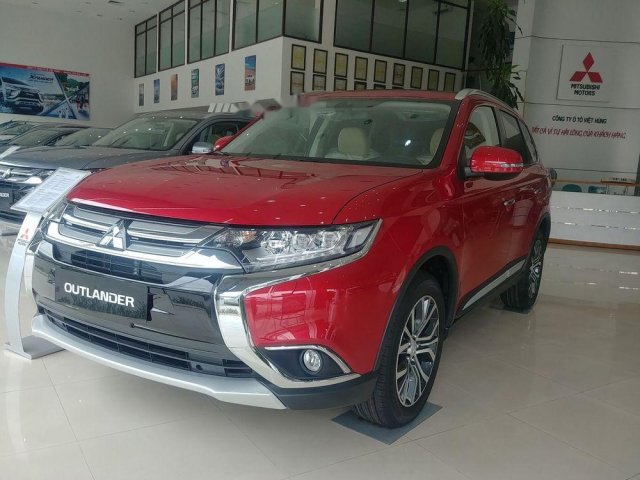 Bán xe Mitsubishi Outlander năm sản xuất 2019, màu đỏ0