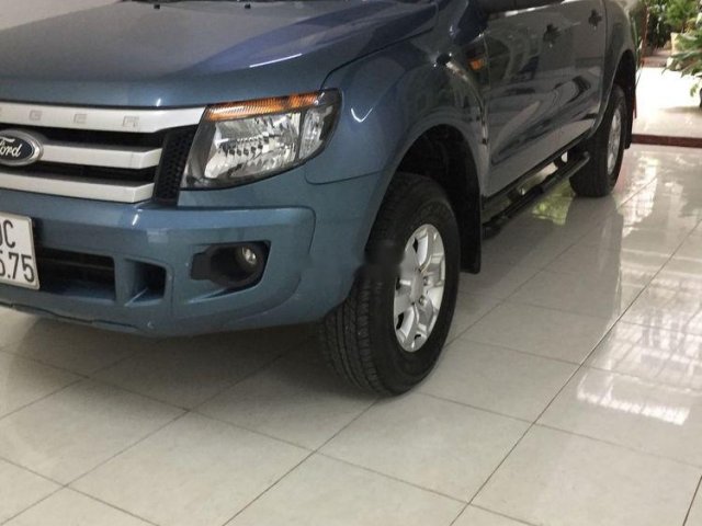 Cần bán Ford Ranger năm sản xuất 2014, màu xanh lam