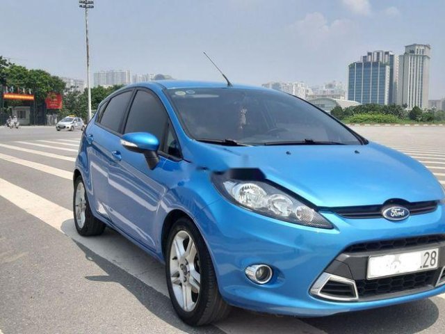 Bán Ford Fiesta đời 2011 xe gia đình, giá tốt