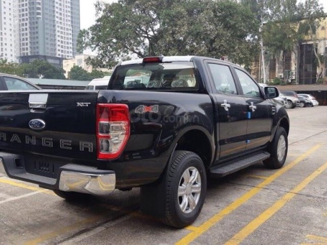 Chi nhánh xe Ford tại Lai Châu bán xe Ranger 2 cầu, số sàn cao cấp, giá rẻ nhất thị trường. LH: 0941921742