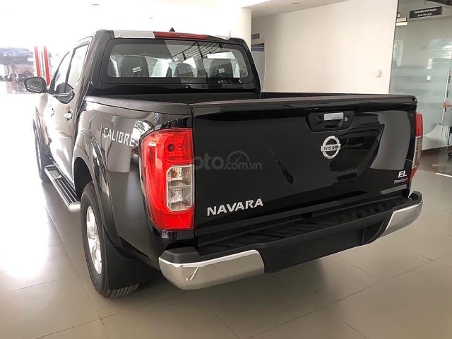 Bán Nissan Navara EL Premium Z sản xuất 2019, màu đen, nhập khẩu