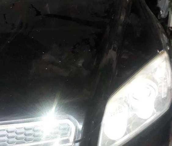 Cần bán Chevrolet Captiva năm sản xuất 2008, màu đen