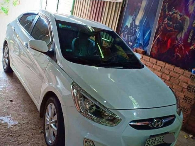 Bán Hyundai Accent đời 2013, màu trắng, xe nhập  0