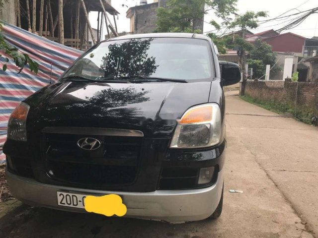 Bán Hyundai Starex đời 2004, màu đen, xe nhập, chính chủ0