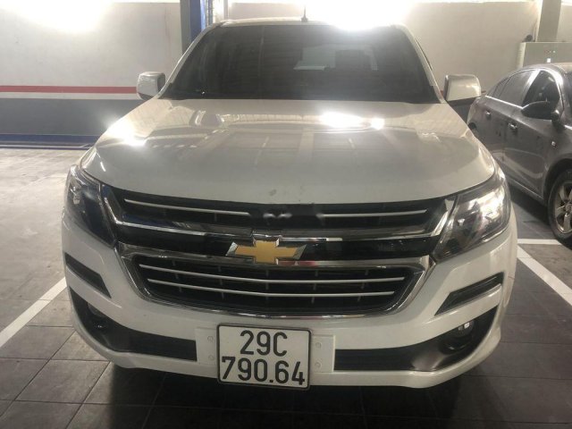 Bán xe Chevrolet Colorado sản xuất 2017, màu trắng