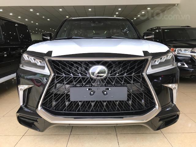 Bán xe Lexus LX570 Super Sport S 2020, màu đen, nhập mới 100% (có xe ngay)0