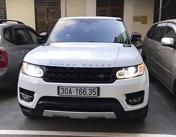 Bán ô tô LandRover Range Rover Sport Autobiography sản xuất năm 2014, màu trắng, nhập khẩu nguyên chiếc như mới