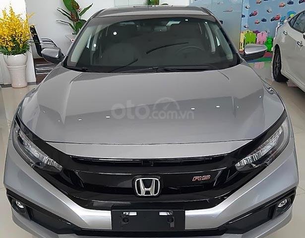 Cần bán Honda Civic G 1.8 AT sản xuất năm 2019, màu bạc, xe nhập0